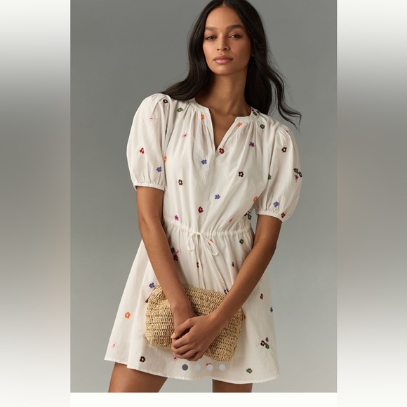 Velvet by Graham & Spencer Cleo Embroidered Mini Dress NWT - Picture 1 of 7